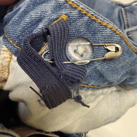 SO Girls Denim Cuffed Blue Jean Shorts Size 12 Lace Trim Light Wash - Picture 6 of 7